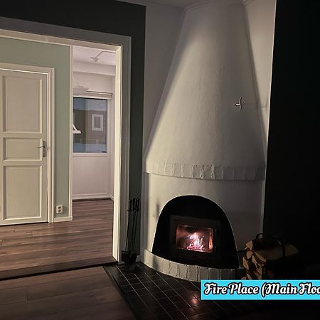 Kiruna Accommodation Vintergatan 5B, Villa For 10 Person エクステリア 写真